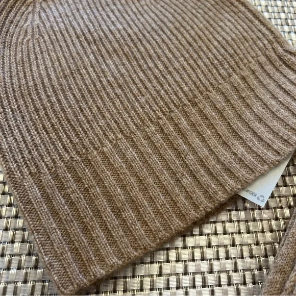 Amour Vert Set 100% Cashmere Colby Hat & Jolie Scarf Cafe Au Lait - Picture 2 of 10